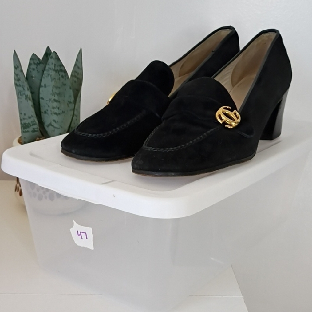 Vintage Gucci Black Heeled Loafers with Gold Accent Womens Size 37 B Shoe - Picture 15 of 15